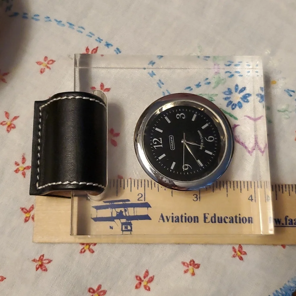 Coach Clock - Picture 5 of 7